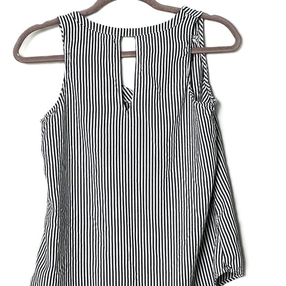 Gray and White Striped Old Navy Tank Top Size Small - Picture 2 of 3
